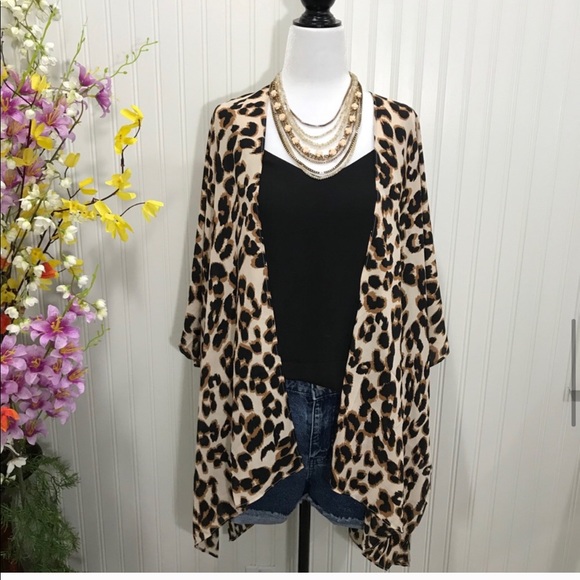 One Size Kimono Leopard Print Open Front - Picture 8 of 9